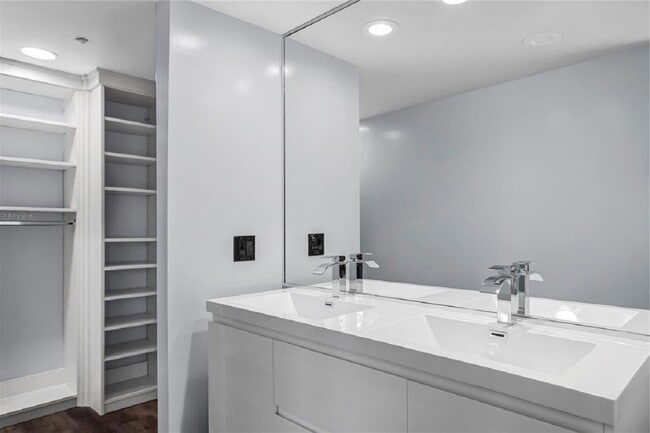 Photo - Dr. Phillips Condo w/ pool access
