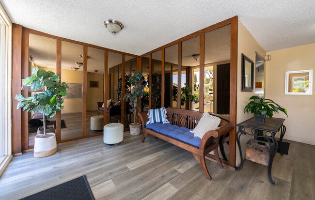 Photo - 28121 Highridge Rd Unidad 305