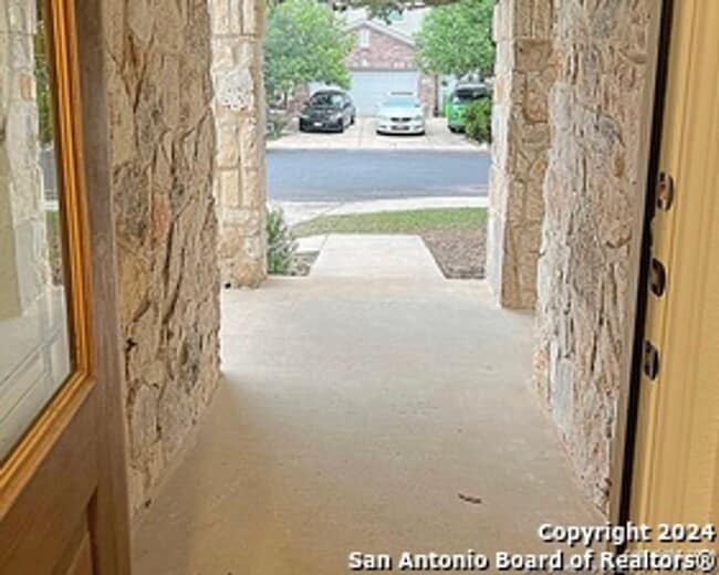 Photo - Spacious Floorplan in Laurel Mountain Ranch - Ready for Move in!