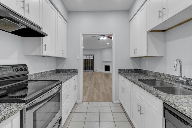 Photo - 9707 Richmond Ave. Unit 31