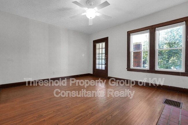 Photo - 1126 Northwest Blvd Unit 1130