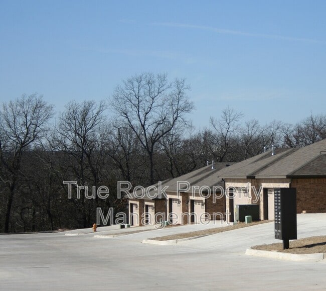 Building Photo - 1403 N Monte Vista St Rental