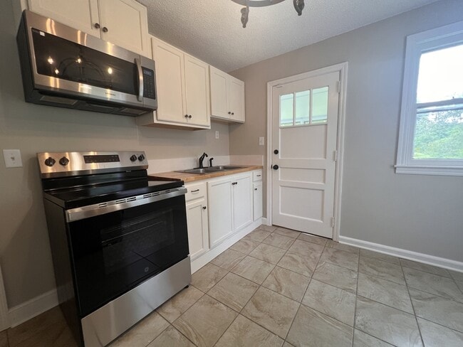 111 Glenhaven Rd