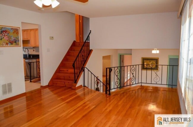 Photo - 8 Sherwood Rd