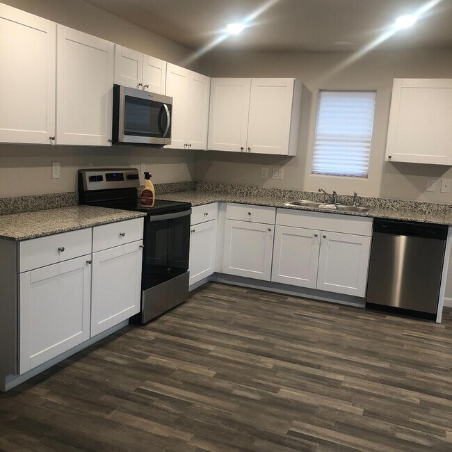 Photo - 2425 Sandpiper Dr