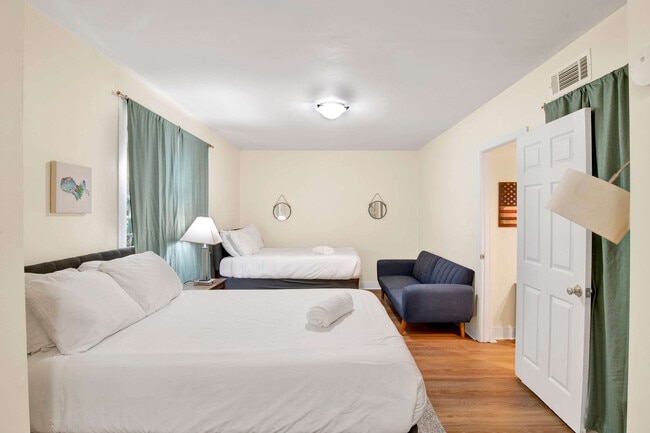 Photo - 1141 Montauk Ave Unit ID1043864P