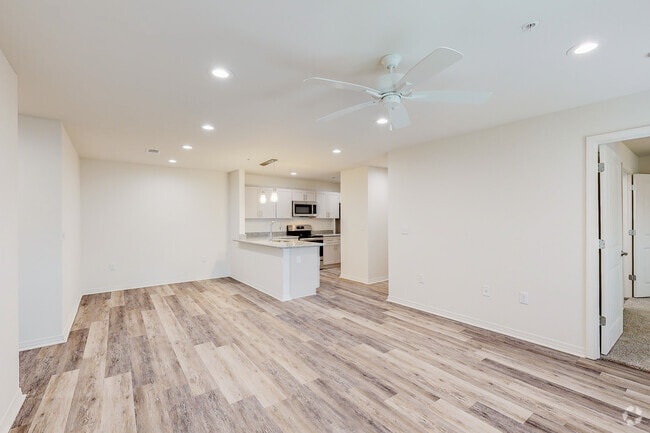 2BD 2BA 1,063SF