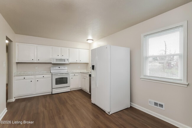 Photo - 5301 Sprucewood Dr