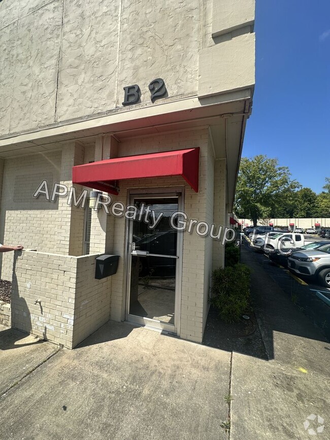 Building Photo - Commercial Space available! Six months FRE... Rental