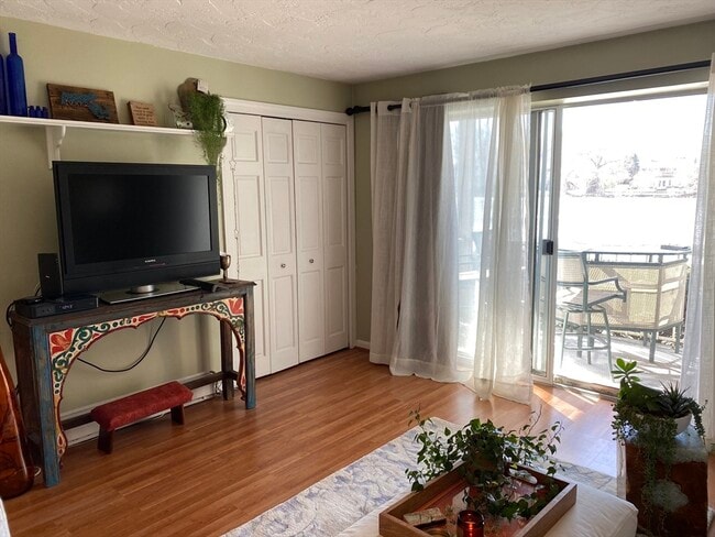 Photo - 32 Hamilton Rd Unit 107