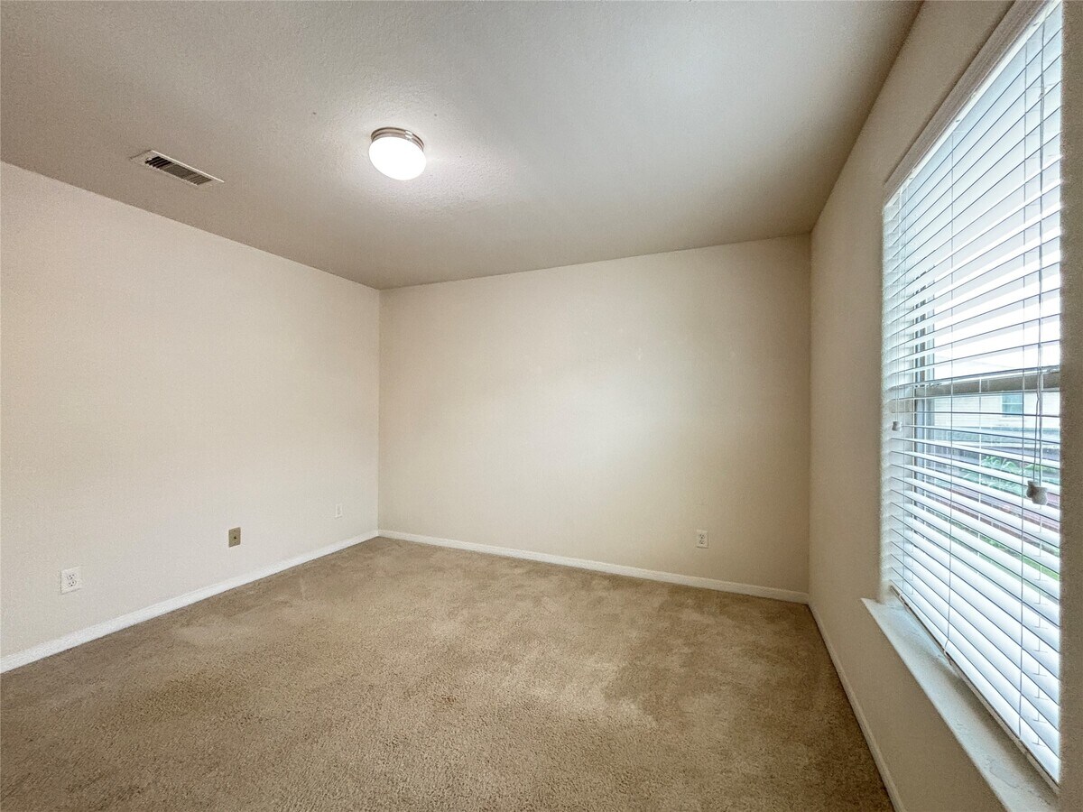 Photo - 2803 Mustang Hill Ln