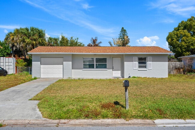 Building Photo - 480 Falmouth Ave