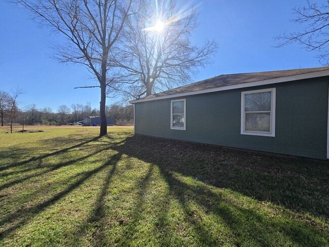 Photo - 10226 Country Hills Blvd