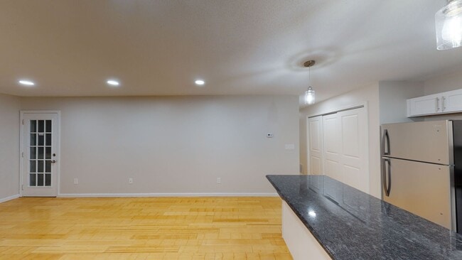 Photo - Spacious 2 Bedroom Condo with 2 Bathrooms! Unit 465 Whalley Ave - E