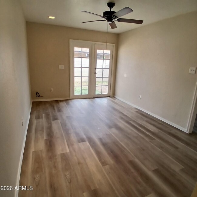 Photo - 1216 W Purdue Ave Unit 3