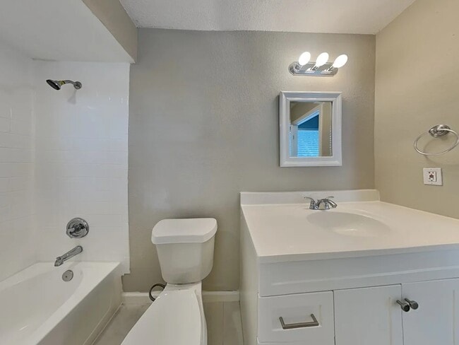 Photo - 6204 Frost Dr