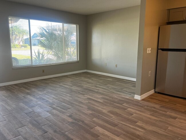 Photo - 2BD/1BA/Single carport - Venice