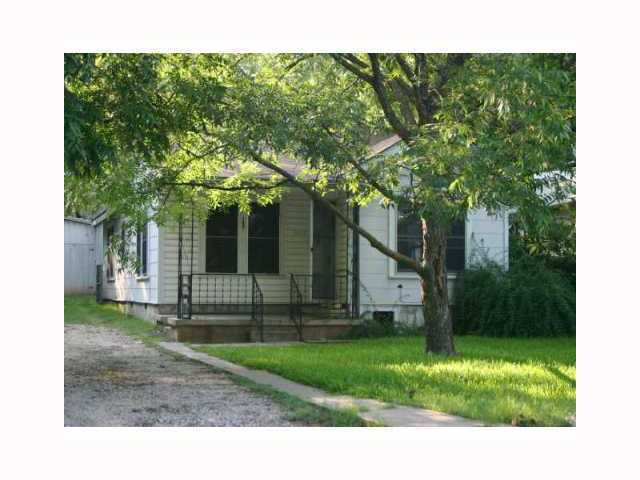 Building Photo - Central Austin 3 bedroom Cottage for Lease! Rental