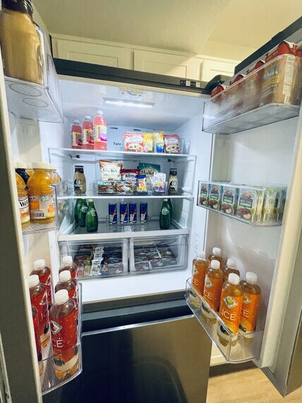 Photo - Get $500 Off on a Spacious 2/2 Apt! Unit LVA1