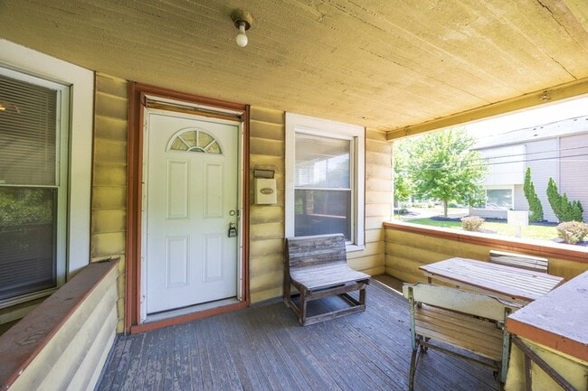 Photo - 2257 E 80th St