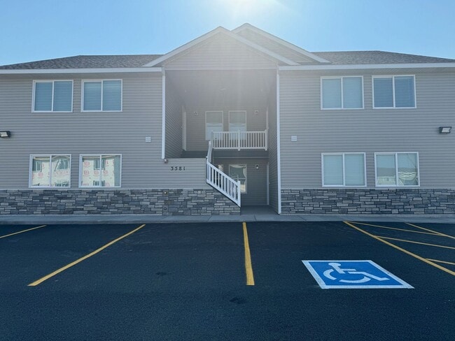 Building Photo - 3581 E Gample Ave Unit #4
