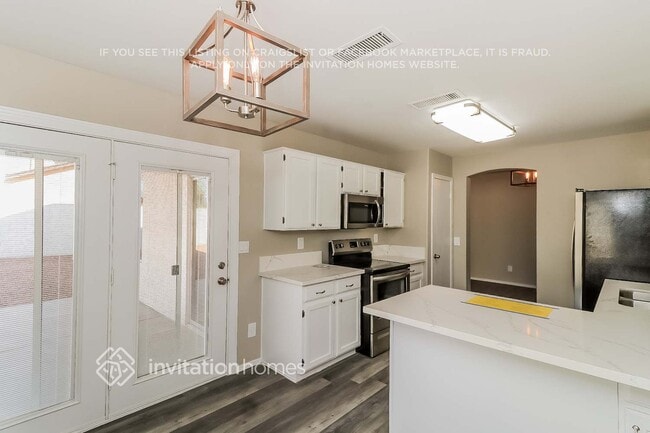 Photo - 6116 Colby St