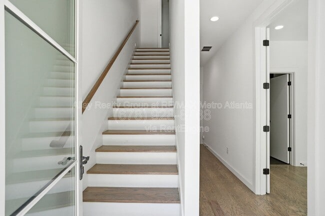 Photo - 1463 La France Street Northeast