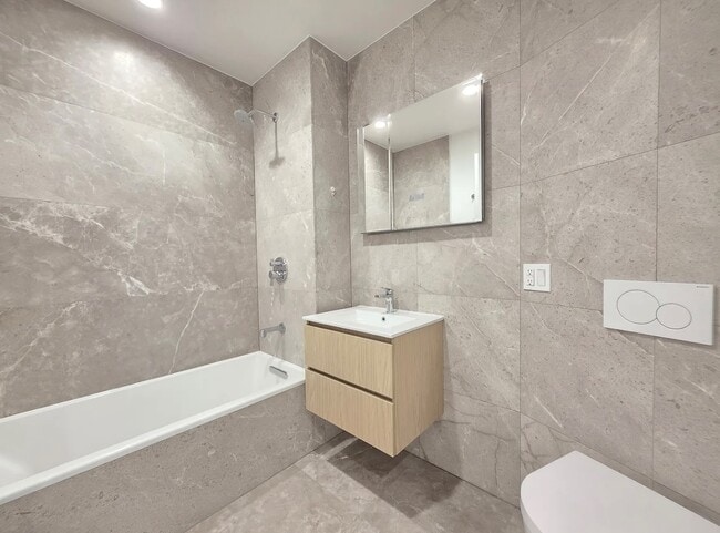 Photo - 30-05 Vernon Blvd