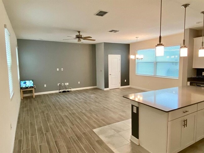 Photo - 11832 Charades St