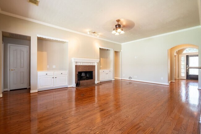 Photo - 12502 Boxwood Way Ln