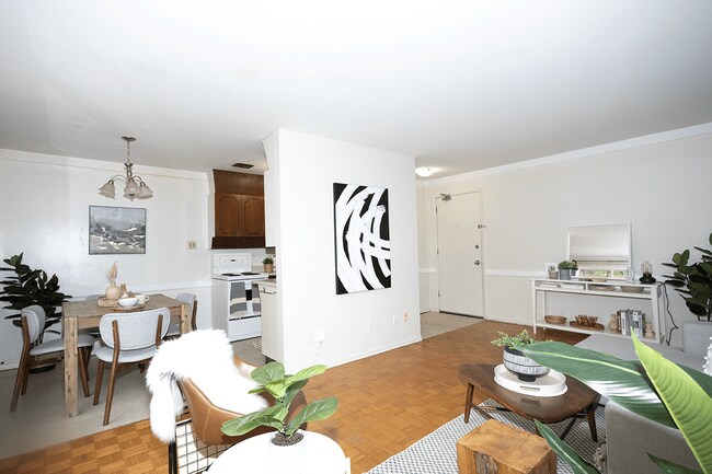 Photo - 1740 Taylor Avenue