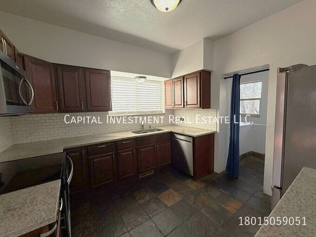 Photo - 1386 S 900 W