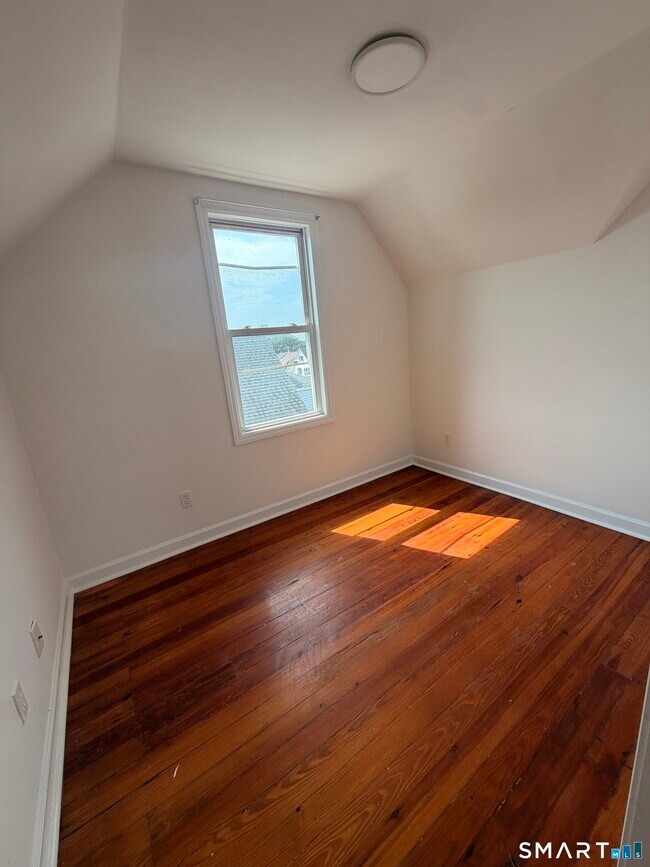 Photo - 148 Alfred St Unit 3