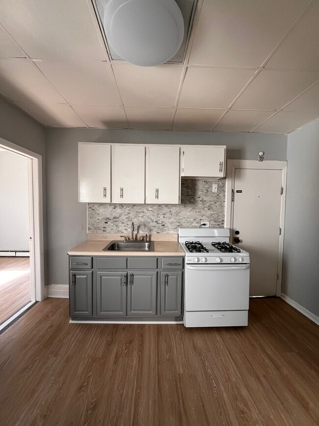 Photo - 112 Linden Ave Unit 2