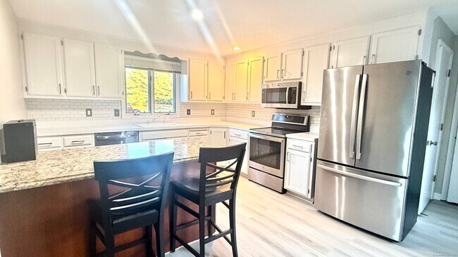 Photo - 20 Arthur Dr Unit 3