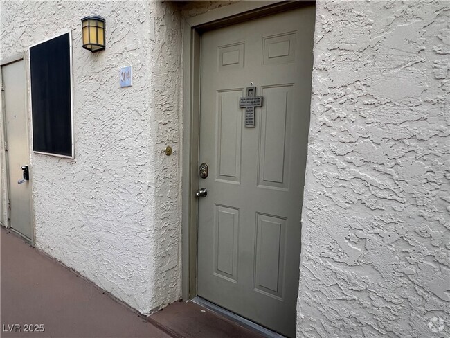 Building Photo - 2064 Mesquite Ln Unit 304 Rental