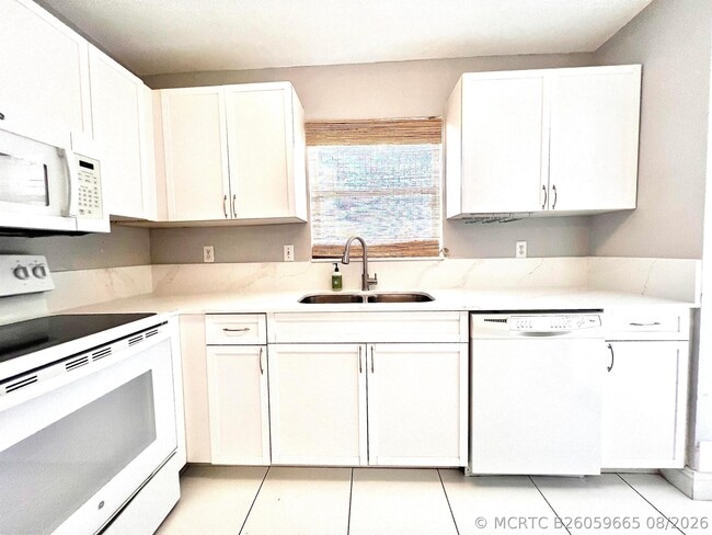 Photo - 4103 NE 21st Terrace