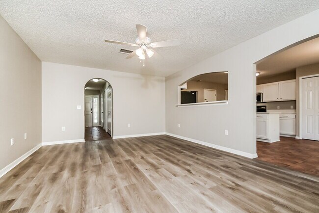 Photo - 10415 Opus Dr