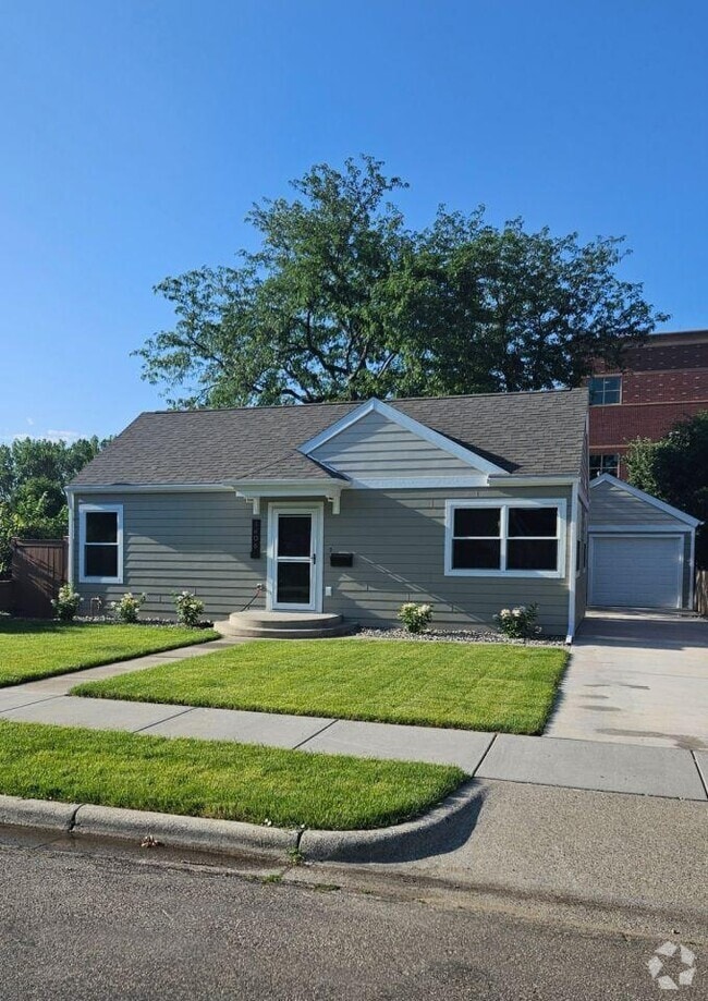 Building Photo - 2 bedroom in Billings MT 59102 Rental