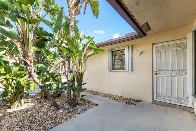 Photo - 500 NE 48th St