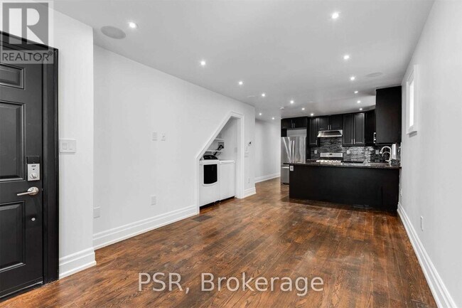 Photo - 114 Braemar Ave