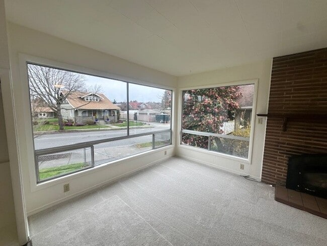 Photo - 811 N 3rd St Unit 813