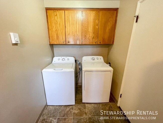 Photo - 2120 W 18th Ave