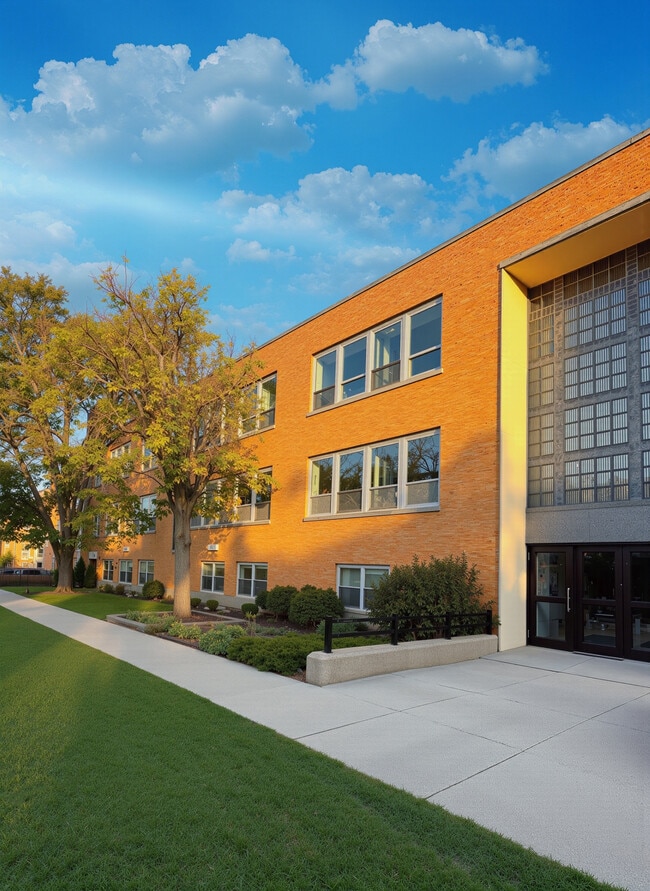 Building Photo - 4015 Prairie Ave