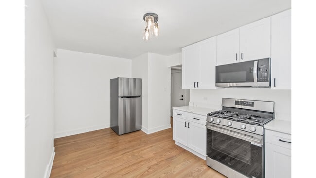 Photo - 8914 Lamon Ave Unit 1N