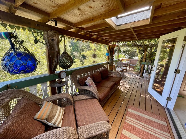 Photo - 19623 Grand View Dr