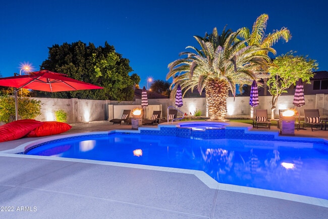 4878 W Carla Vista Ct