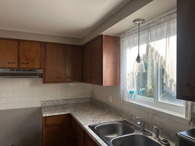 45 Lemans Dr Unidad Lower unit