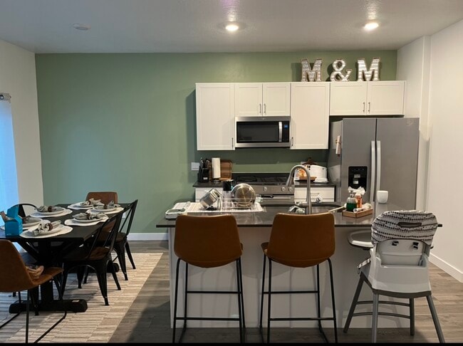 Photo - 803 S Brubaker Way