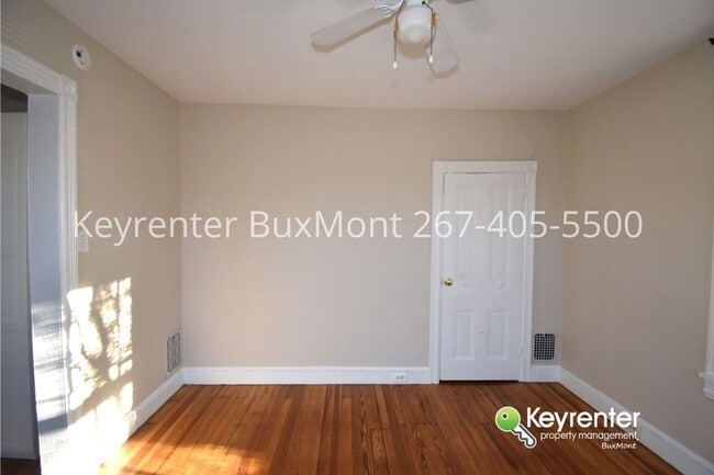 808 E Willow Grove Ave Unit 2